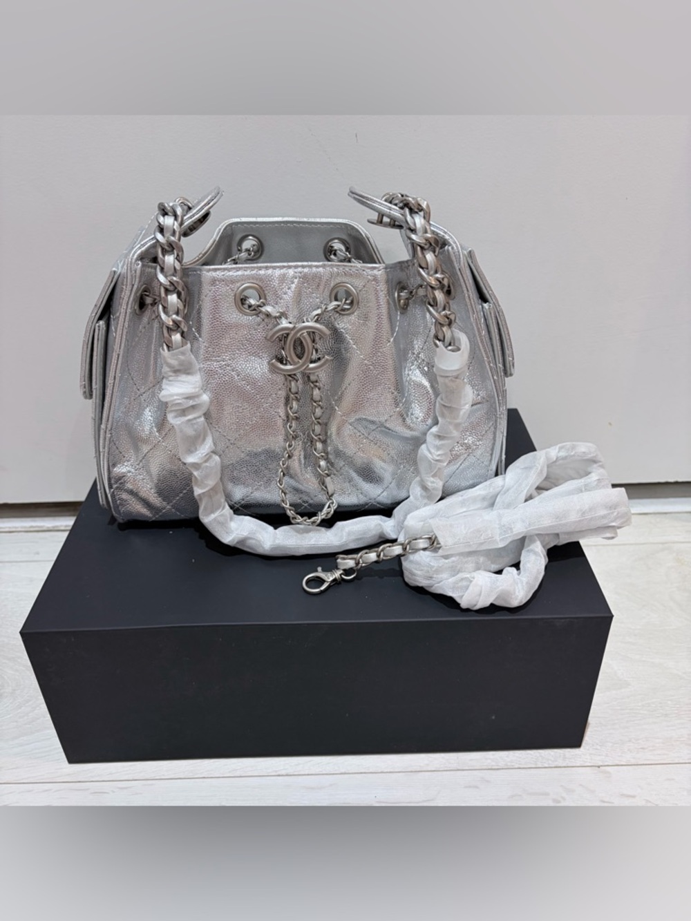 Chanel 25 mini bag - silver caviar